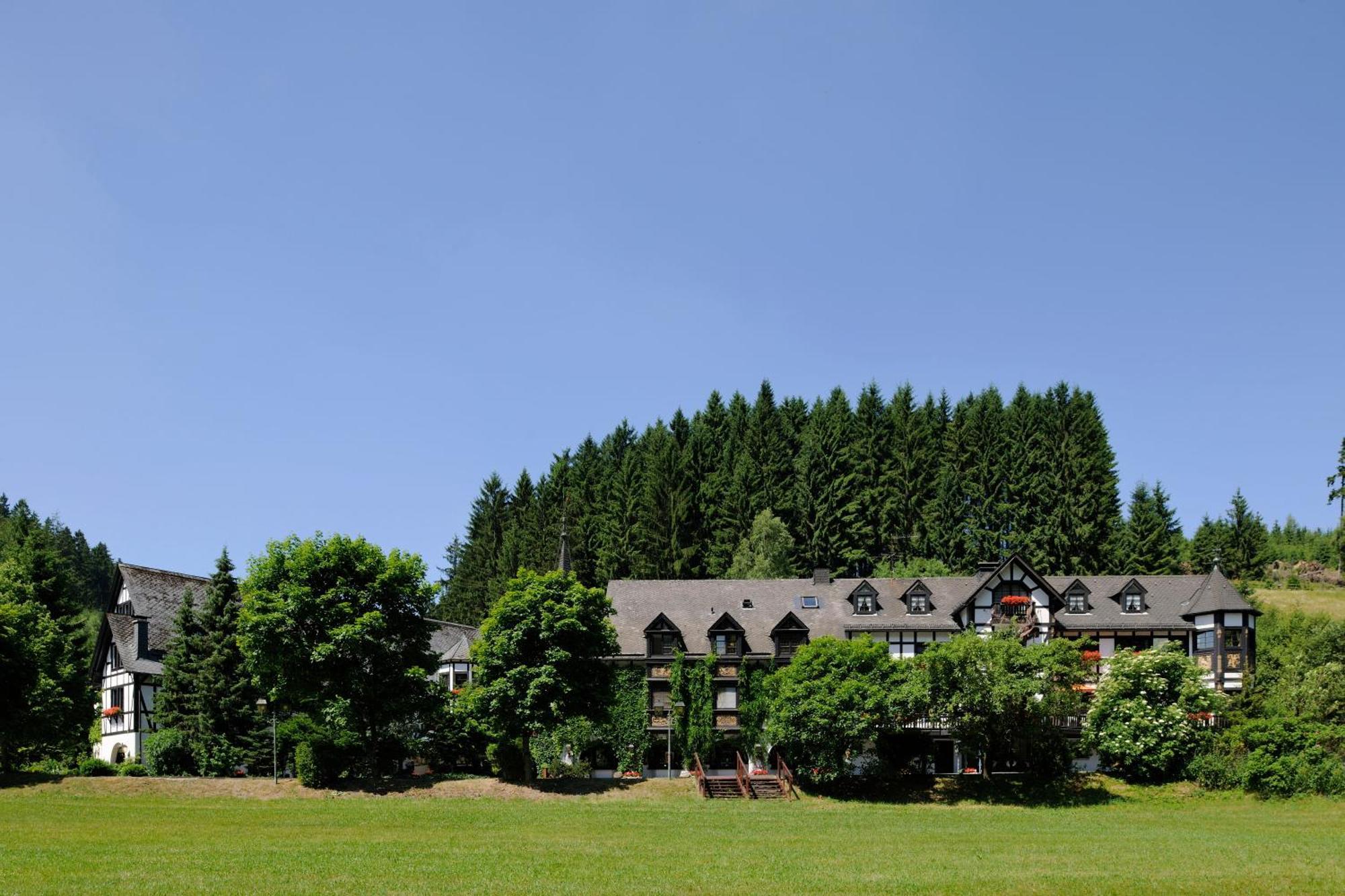 Relais & Chateaux Jagdhof Glashuette バート・ラースフェ エクステリア 写真