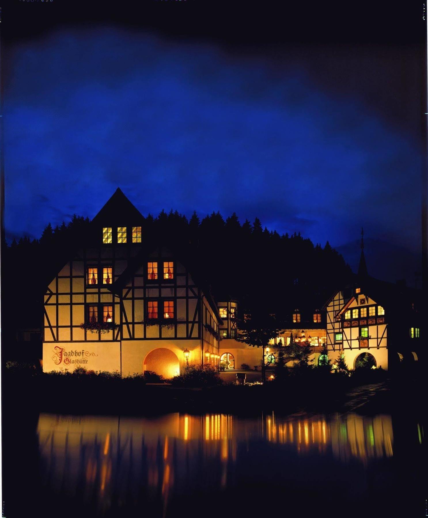 Relais & Chateaux Jagdhof Glashuette バート・ラースフェ エクステリア 写真