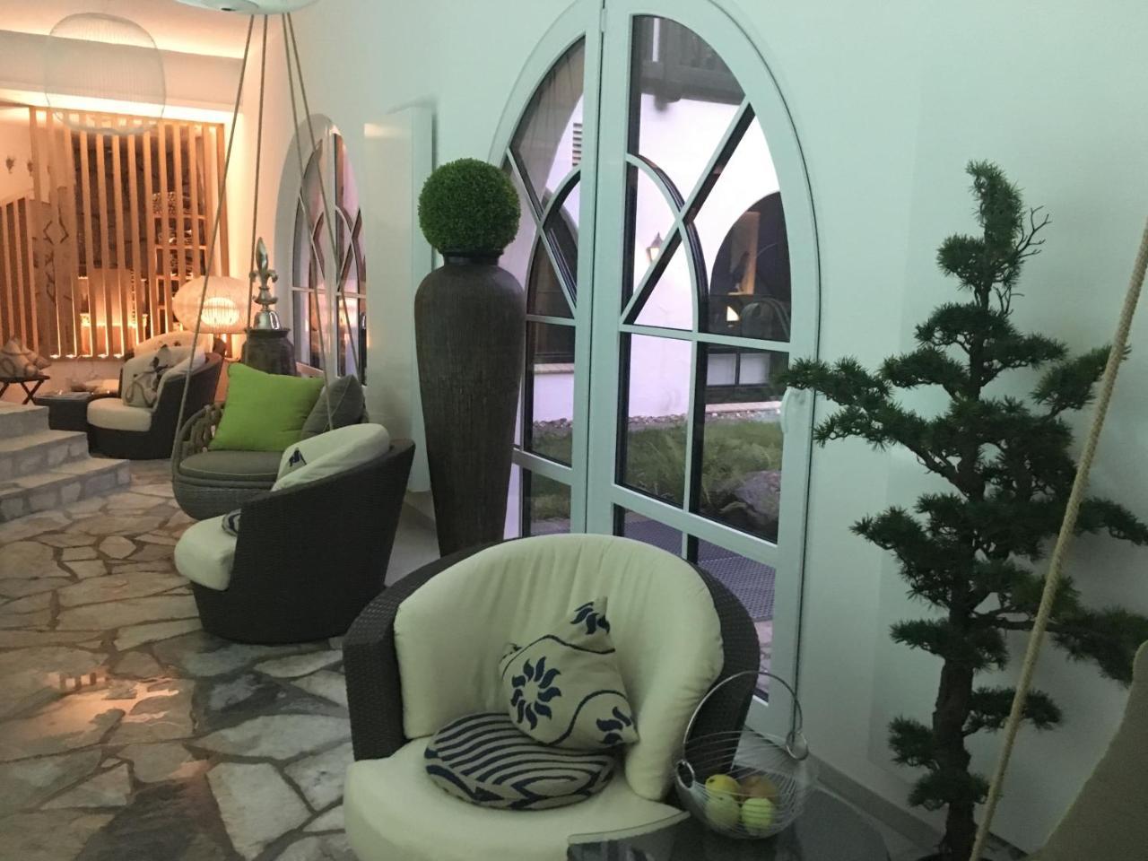 Relais & Chateaux Jagdhof Glashuette バート・ラースフェ エクステリア 写真