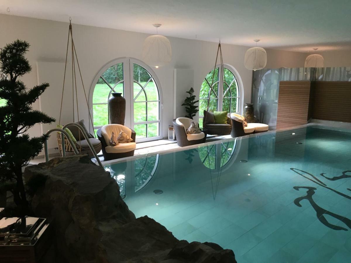 Relais & Chateaux Jagdhof Glashuette バート・ラースフェ エクステリア 写真